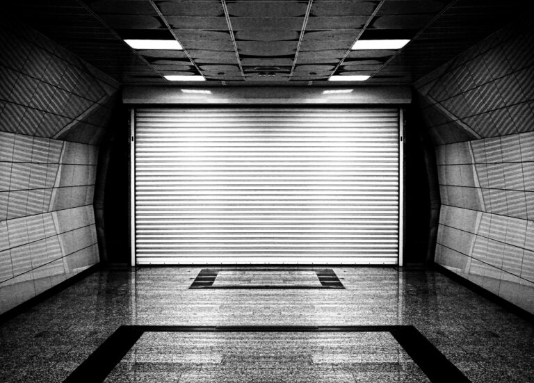 Kaksi uutta hallia avataan Espooseen tammikuussa – Nyt vielä monipuolisempaa palvelua! 🚗✨