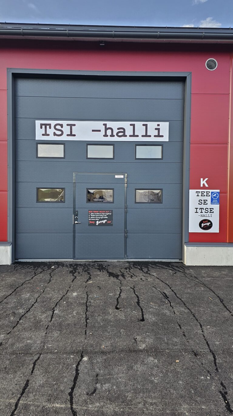 Mitä Easy Garagen hallissa voi tehdä?